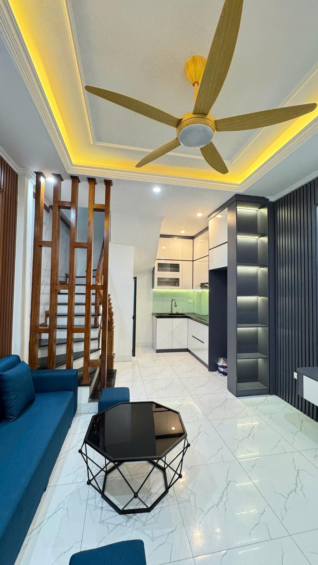 NHÀ DÂN XÂY - ĐẸP - 2 THOÁNG - 70M RA Ô TÔ