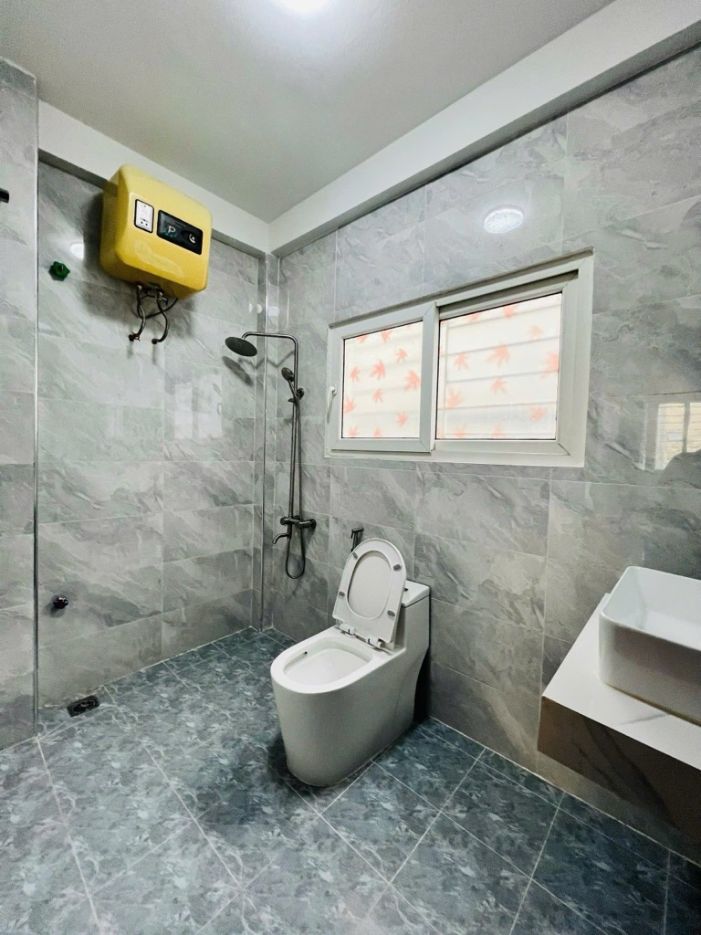 NHÀ DÂN XÂY - ĐẸP - 2 THOÁNG - 70M RA Ô TÔ