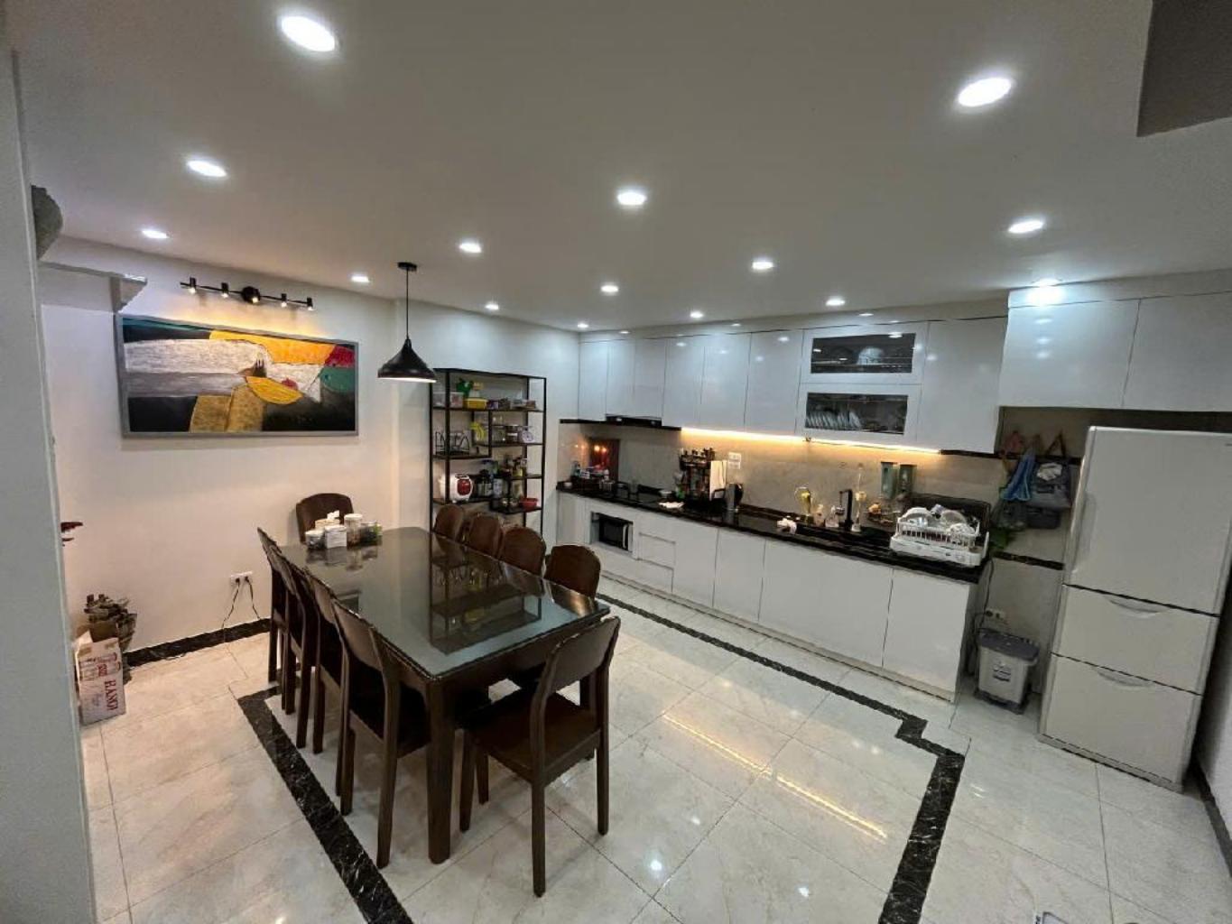 SIÊU PHẨM BA ĐÌNH- NGÕ RỘNG THOÁNG- 50M RA - NHÀ ĐẸP - FULL NỘI THẤT