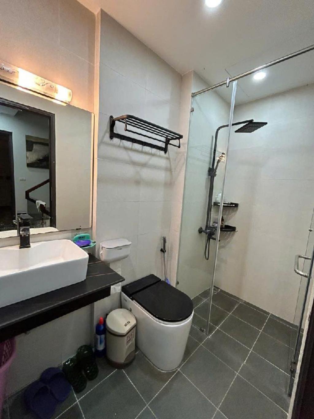 SIÊU PHẨM BA ĐÌNH- NGÕ RỘNG THOÁNG- 50M RA - NHÀ ĐẸP - FULL NỘI THẤT