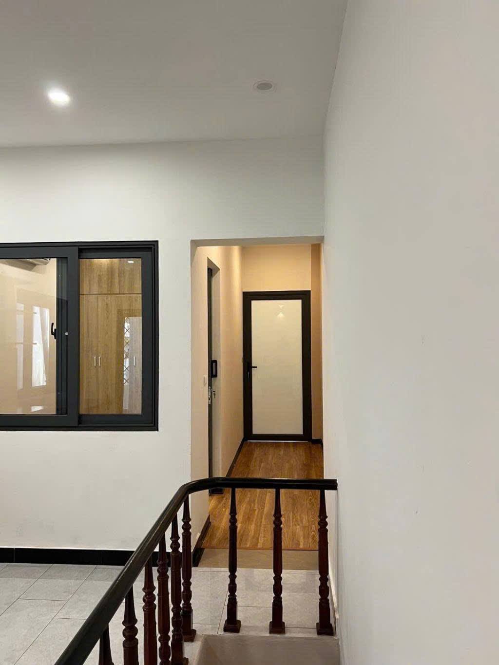 Bán nhà Đội Cấn 68m2, mặt tiền 3.7m, gần trường, gần chợ, gần ô tô