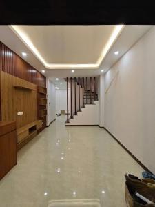 ĐỘI CẤN - Nhà mới, 20m ra mặt phố, gần hồ, khu vực an sinh tốt