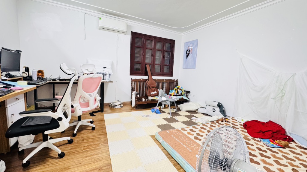 Chị Mình cần bán nhà MỸ Đình, 46m2, xây 4 tầng, 9,5 tỷ.