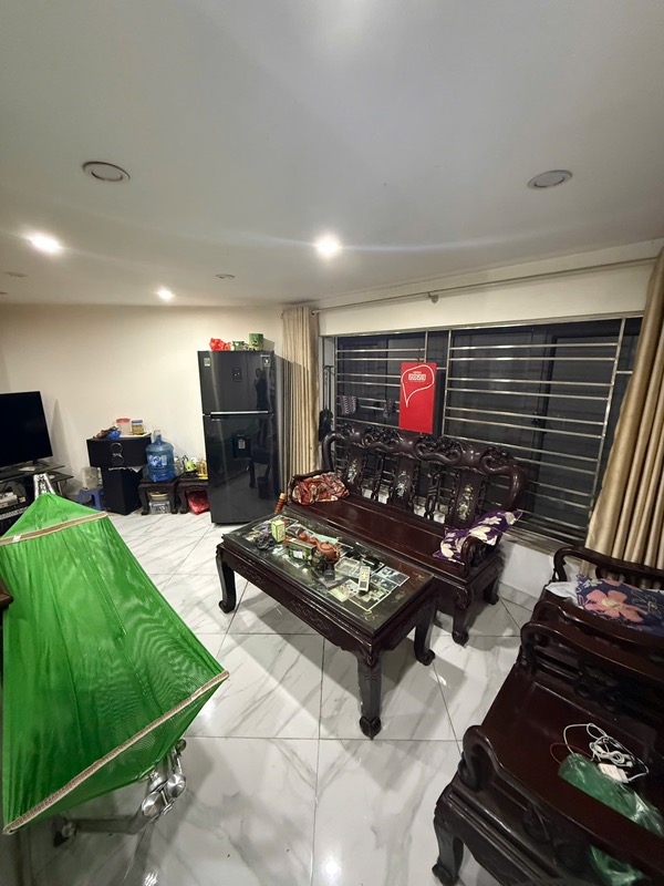 Anh Toản cần bán nhà Mễ Trì, 6 tầng dân xây, tài chính 6,3 tỷ.