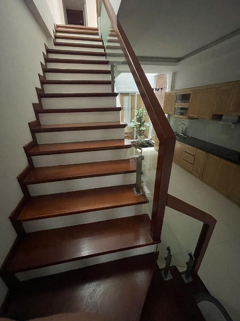 Anh Đường cần bán nhà Vạn Phúc - Đại Mỗ - Lê Quang Đạo, 82m2- 12,5 tỷ.