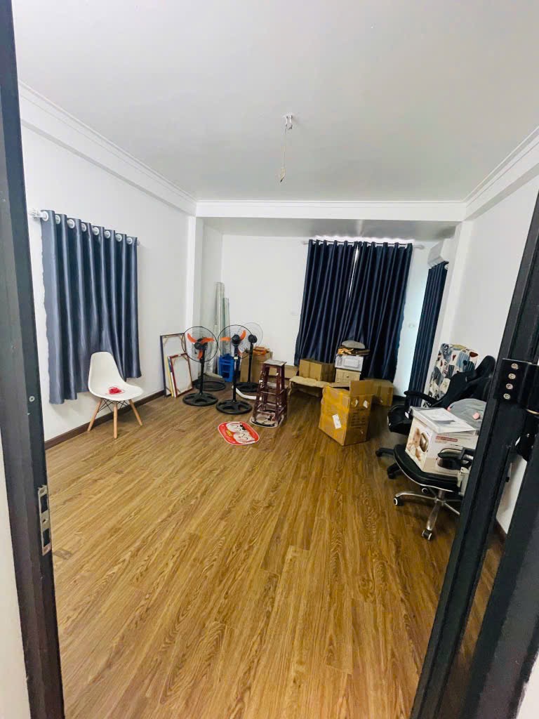 Anh Dương bán nhà Dương Nội, 4 tầng - 42m2- giá 6,15 tỷ.