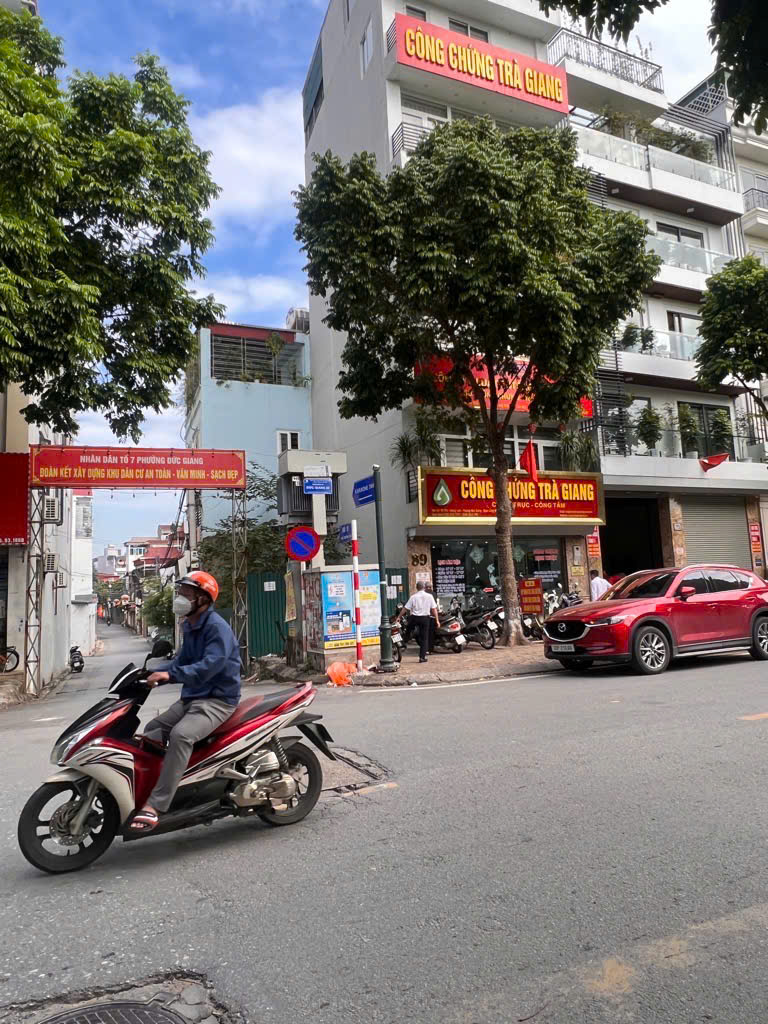 BÁN ĐẤT THỔ CƯ, TẶNG NHÀ 2 TẦNG PHỐ NGUYỄN VĂN CỪ.