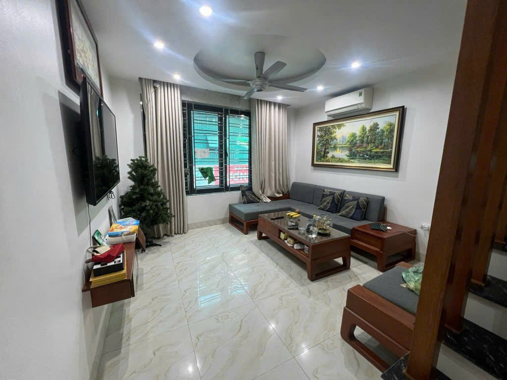 SIÊU PHẨM NHÀ XUÂN ĐỈNH,GẦN CÔNG VIÊN,Ô TÔ,THOÁNG,SÁNG 43M, 8,9TỈ TL