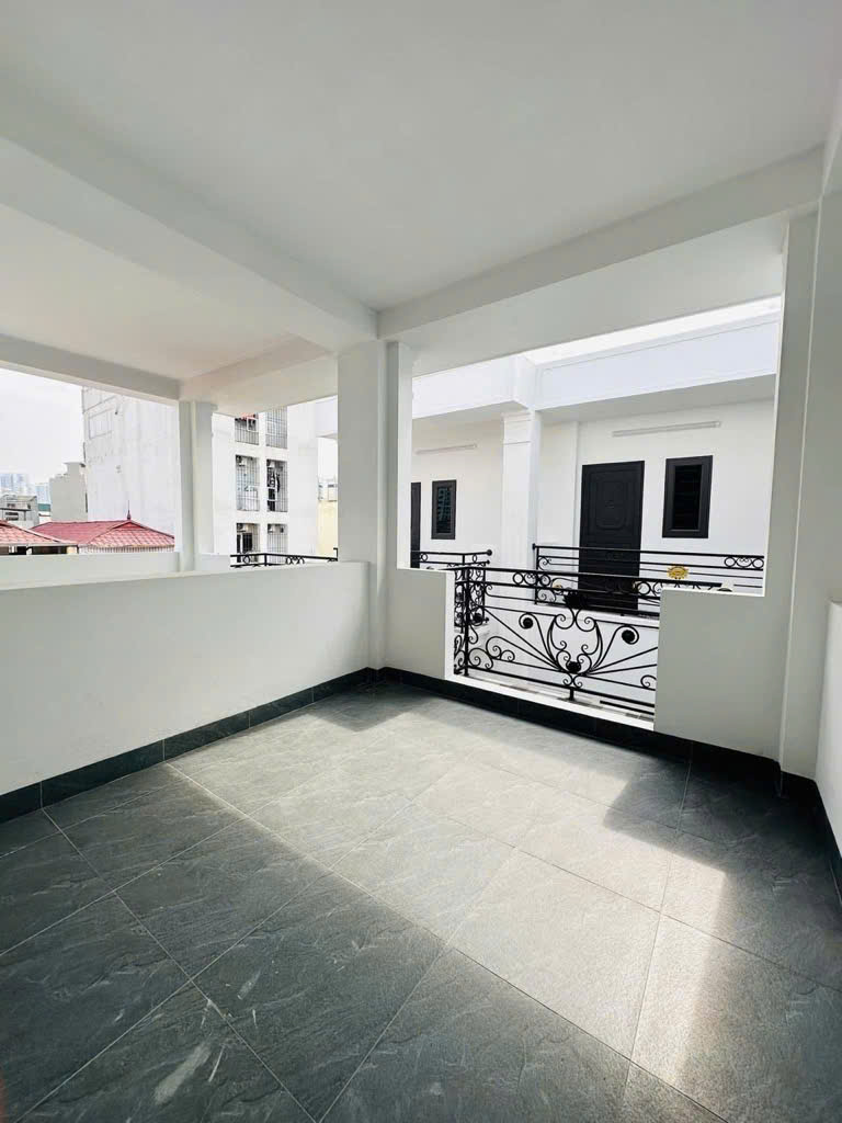NHÀ ĐẸP XUÂN ĐỈNH- Ô TÔ ĐỖ CỔNG-FULL NỘI THẤT- HÀNG XÓM NGOẠI GIAO ĐOÀN 38m GIÁ 6.85Tỷ TL