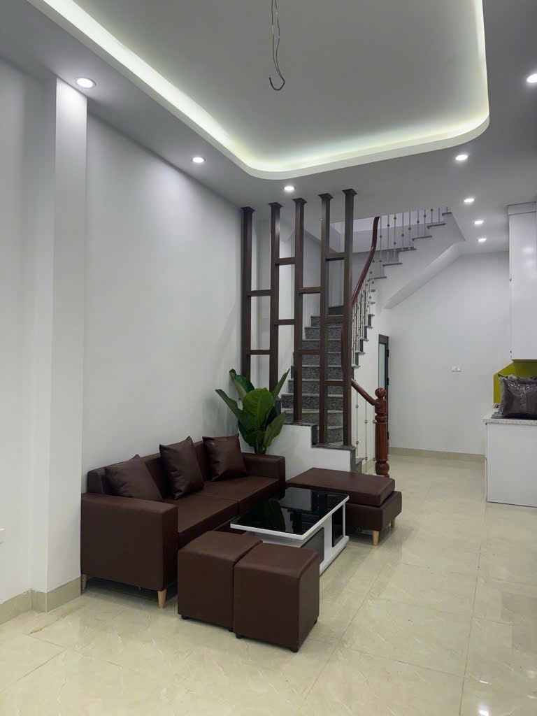 NHÀ ĐẸP THUỴ KHUÊ -MẶT NGÕ THÔNG- KINH DOANH- FULL NỘI THẤT- GIÁ 7.8 Tỷ