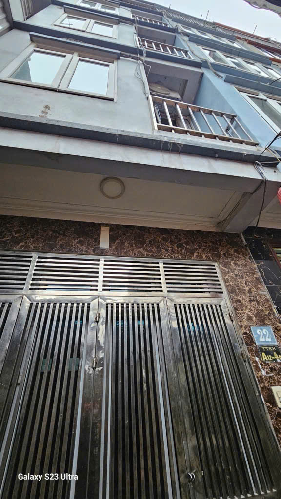 BÁN GẤP NHÀ PHỐ VIÊN DÂN XÂY Ô TÔ ĐỖ CỬA . -KHU VỰC ĐÔNG ĐÚC – HÀNG XÓM ĐH MỎ 35m giá 5.95 tỷ có tl