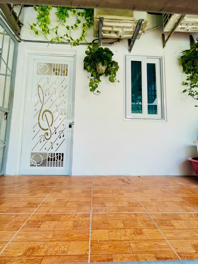 NHÀ TẬP THỂ 2 TẦNG- TÂN XUÂN- SIÊU HIẾM - 45m GIÁ 1.89 Tỷ có tl