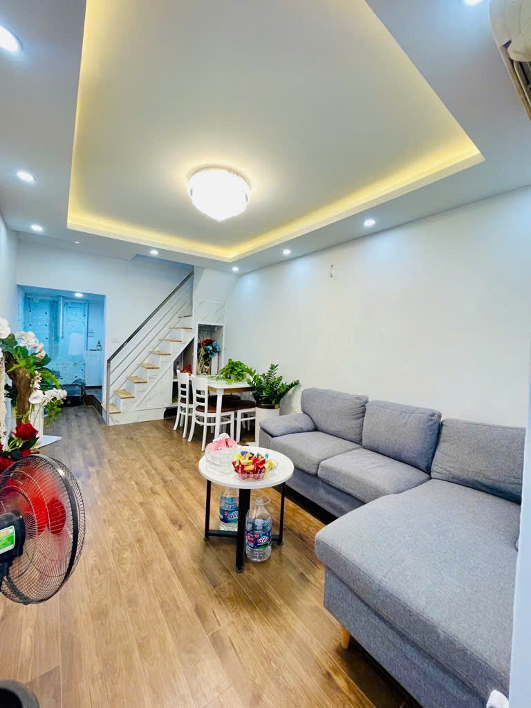 NHÀ TẬP THỂ 2 TẦNG- TÂN XUÂN- SIÊU HIẾM - 45m GIÁ 1.89 Tỷ có tl