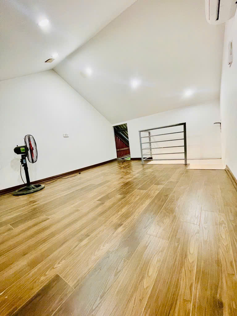 NHÀ TẬP THỂ 2 TẦNG- TÂN XUÂN- SIÊU HIẾM - 45m GIÁ 1.89 Tỷ có tl