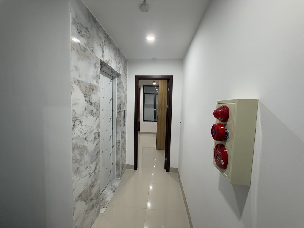 Bán nhà mặt ngõ lệnh cư