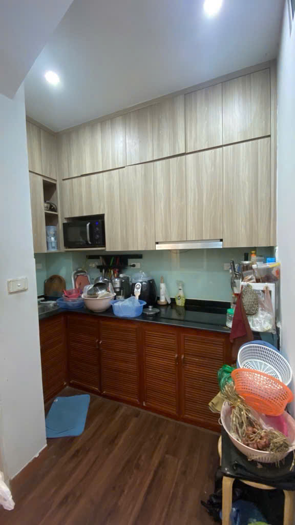 Bán nhà Phố Hào nam rộng 28m2 4 Từng mặt tiền 2,8 mét giá;5,65 tỷ