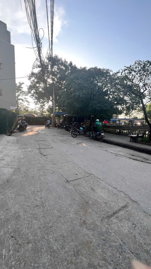 Mảnh đẹp, Phân lô Đại Mỗ 62m x mt 5m, ngõ thông, 7 chỗ vào đất, kd, hai thoáng 8,1 tỷ.