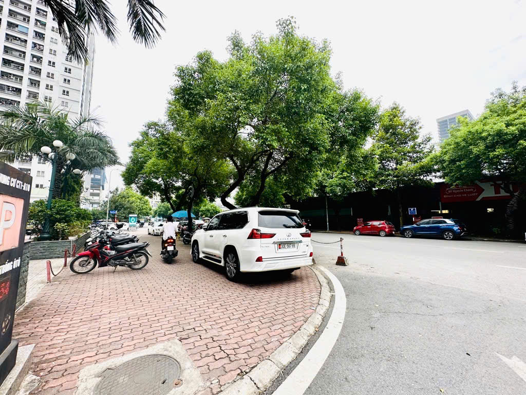 Đẳng cấp, Biệt Thự Trung Yên 190m x 5T, Mt 5m, Lô Góc, vỉa hè, ô tô tránh, Kd đỉnh 78 tỷ.