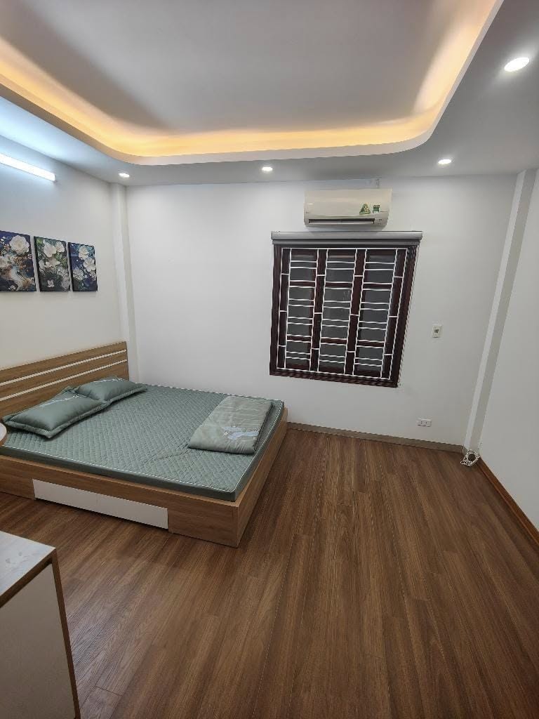 Nhà đẹp Mễ Trì 48m² x 5T, MT 4.2m – ngõ thông, Ô Tô Gần, dân xây, 2 thoáng, Chỉ 8.95 Tỷ.