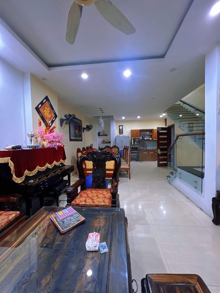 SIÊU PHẨM LIỀN KỀ XUÂN THỦY, CẦU GIẤY, 85M x 5T – MT 6M – VỈA HÈ, Ô TÔ TRÁNH, KD ĐỈNH,32TỶ