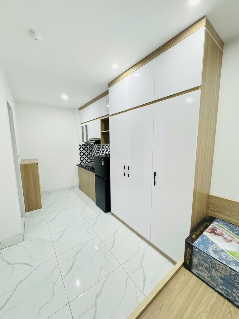 Tòa, CHDV Trần Cung 70m x 6T, mt 5,5m, ngõ thông, ô tô, 15p full Nt, PCCC đầy đủ 18,8 tỷ.