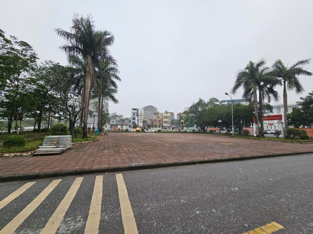 BÁN ĐẤT GIANG BIÊN – VỈA HÈ – Ô TÔ TRÁNH – KINH DOANH ĐỈNH – 82M2 – GIÁ CHỈ 14,5 TỶ