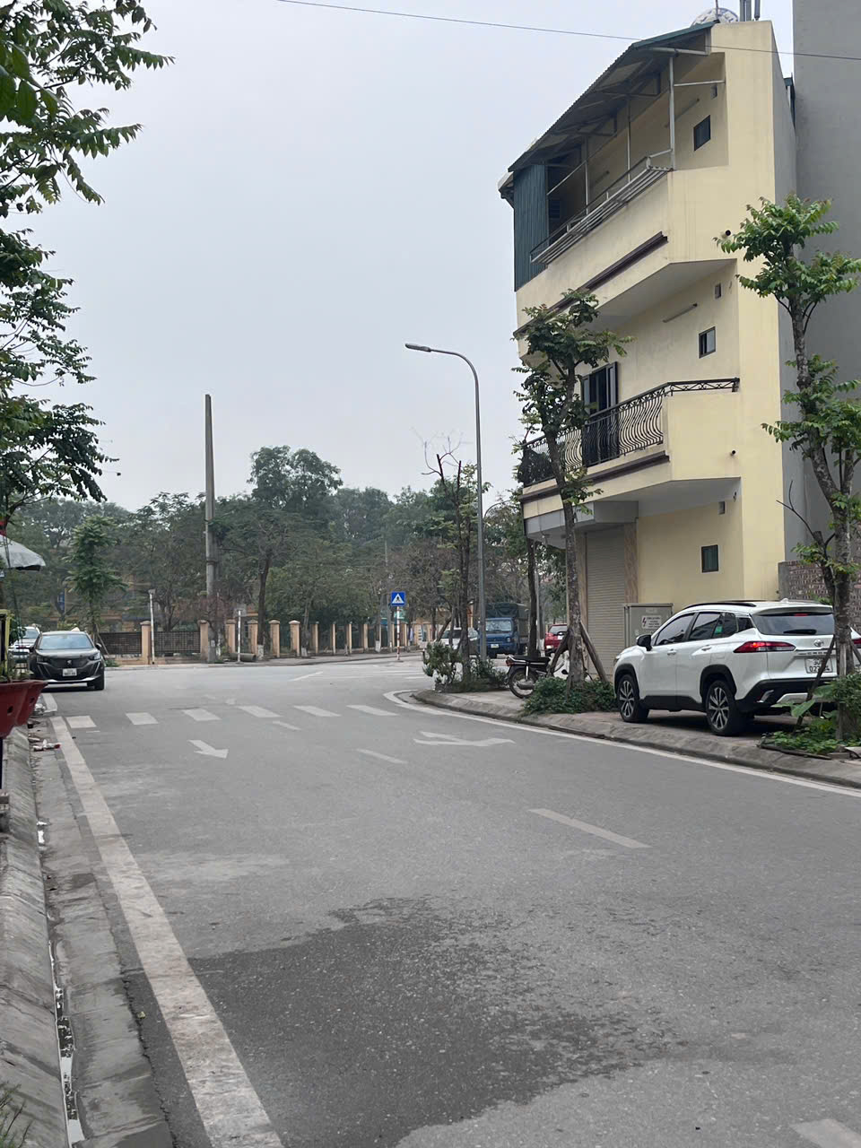 Bán đất đấu giá Cự Khối – Long Biên | 66m² | Đường ô tô tránh – Vỉa hè rộng – Phù hợp kinh doanh | Giá 12 tỷ