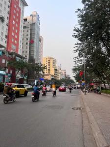 Bán đất Phúc Lợi, Long Biên Ô tô vào nhà Gần trục chính 72m², mặt tiền 5m Nở hậu 8.99 tỷ