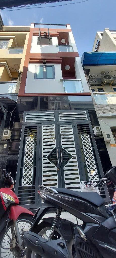 Bán nhà 4 tầng,P10,Q6,gần Lý Chiêu Hoàng ,Nhà đẹp,Ở ngay,3x10,Nhỉnh 5 tỷ