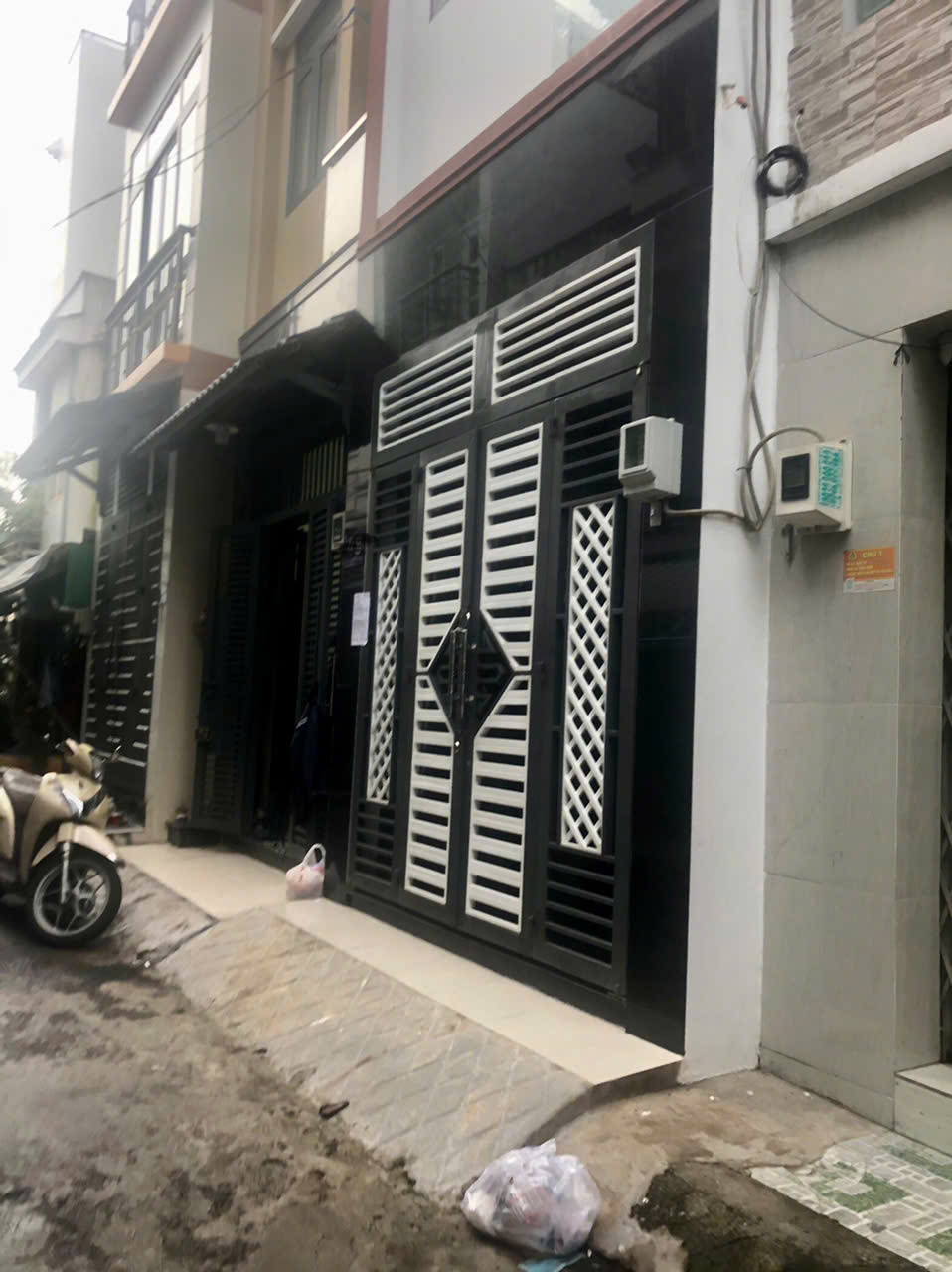 Bán nhà 4 tầng,P10,Q6,gần Lý Chiêu Hoàng ,Nhà đẹp,Ở ngay,3x10,Nhỉnh 5 tỷ