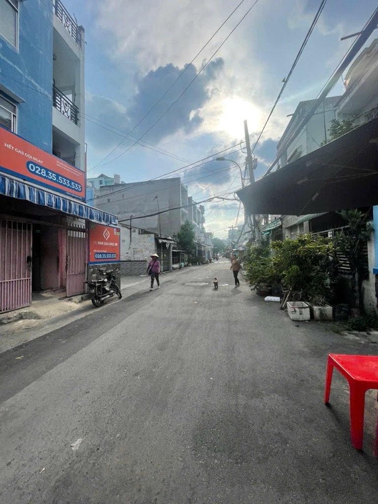 Bán nhà Quận 6,Nguyễn Văn Luông,Nhà đẹp,ở ngay ,4x14 ,nhỉnh 6 tỷ