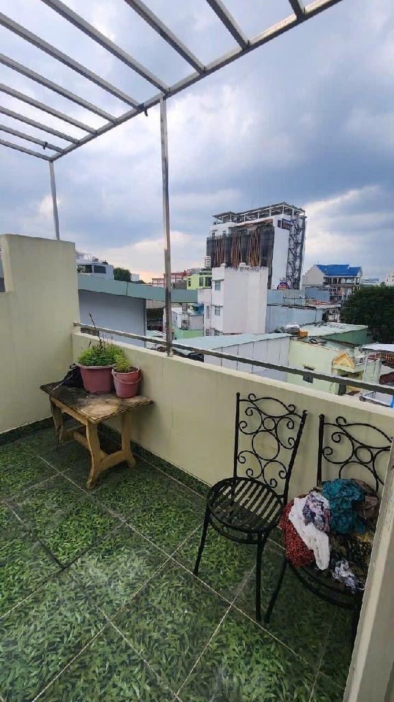 Bán nhà 4 tầng, Nguyễn Văn Luông,P11,Q6,Nhà đẹp lung linh,4x12 .giá 4.x tỷ