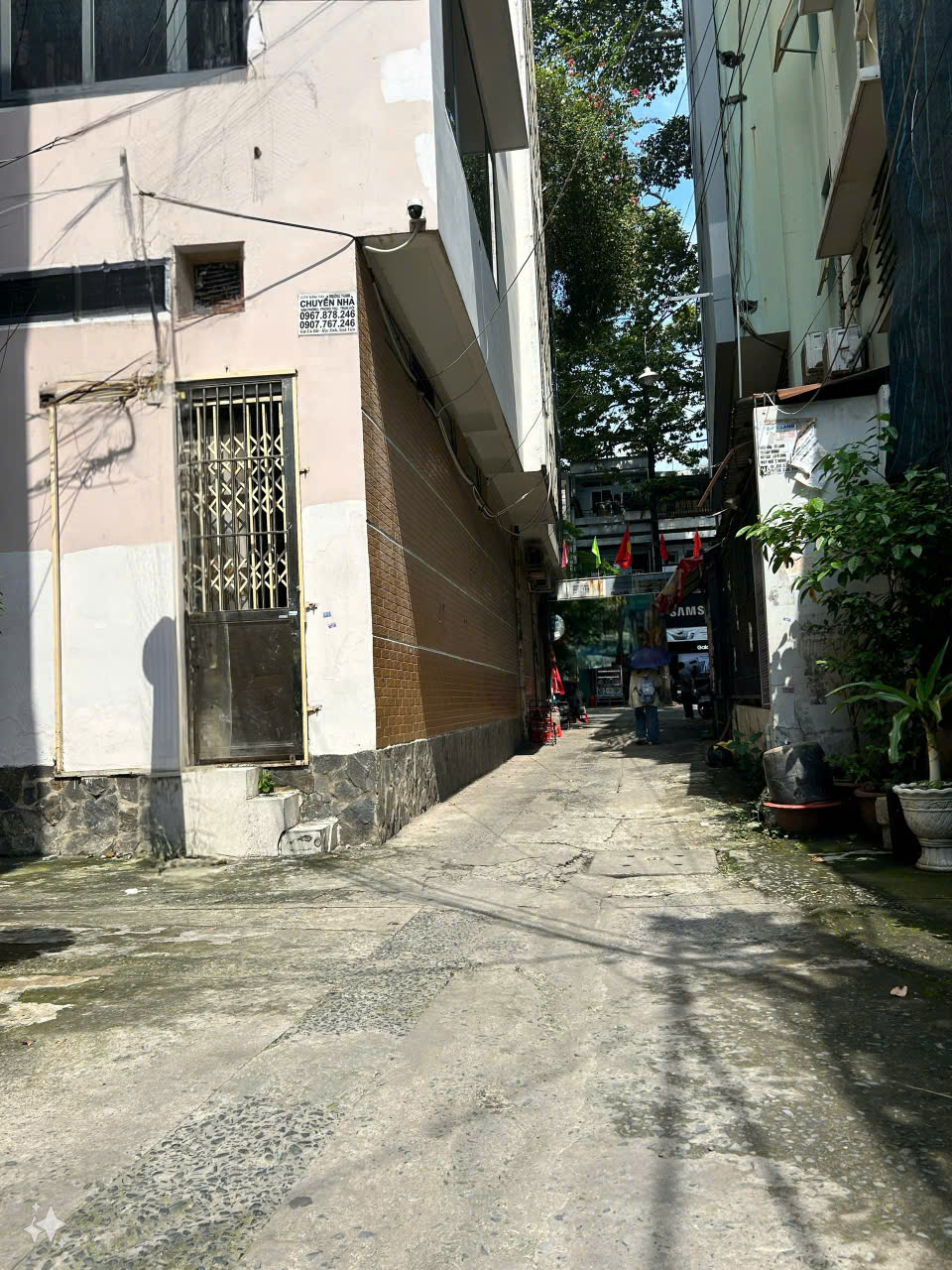 Nhà 9x19 vuông vưc, nở hậu, 2 mặt tiền trước sau Trần Bình Trọng Q.5, đoạn sầm uất nhất