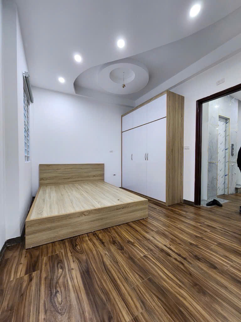 Giảm chào Siêu Sốc - tòa CCMN 10 phòng khép kín Khâm Thiên 3 bước ra phố- Lô góc các mặt thoáng . Dòng tiền hơn 70tr/tháng