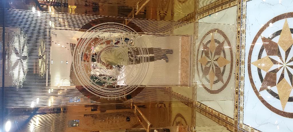 Cần Bắn căn nhà tại đường Nguyễn Văn Cừ Long Biên Hà Nội Nhà Mới Hoàn Thành 6 Tầng Ôt ô Cửa