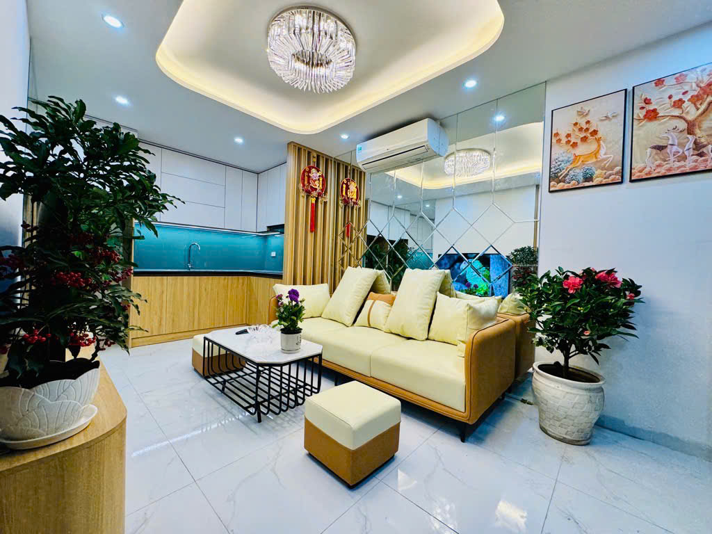 HOÀNG MAI 45M X 5T mt4.8m CHỈ 6.X TỶ NỘI THẤT CAO CẤP - NHÁ MỚI - TIỆN ÍCH NGẬP TRÀN