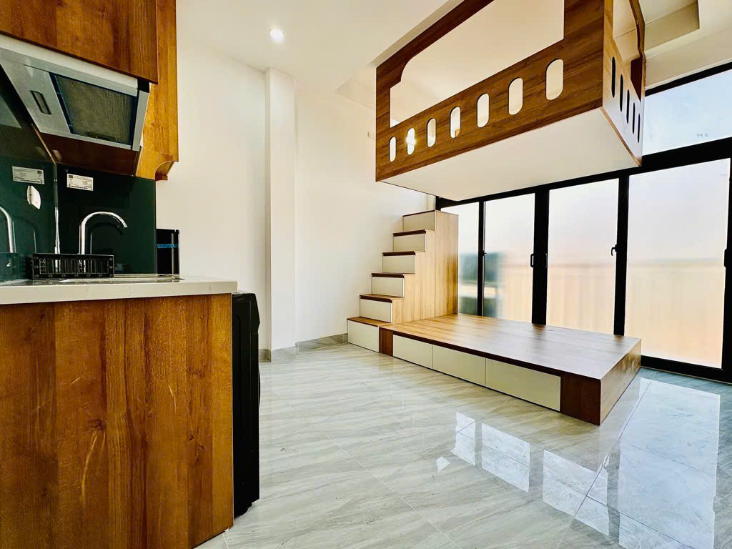 Bán nhà Phố Hoàng Cầu, Hai Mặt Thoáng, Có Thang Máy , 40mx6T, Giá: 11.6 Tỷ, Lh: 0396935190.