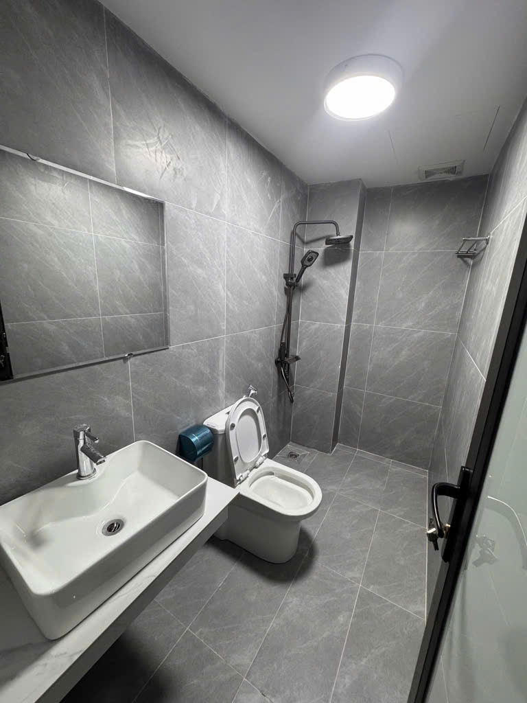 Bán nhà Phố Giảng Võ, Nhà Mới, Ngõ Thoáng,Thang Máy, 42mx5T, Giá: 10.3 Tỷ, Lh: 0396935190.