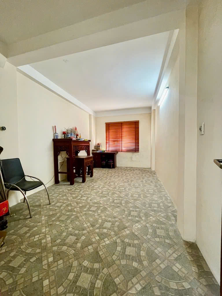 Bán nhà Phố Thái Hà, Nhà Mới Đẹp, 50 mét ra phố, 36mx5T, Giá: 7.7 Tỷ, Lh: 0396935190.