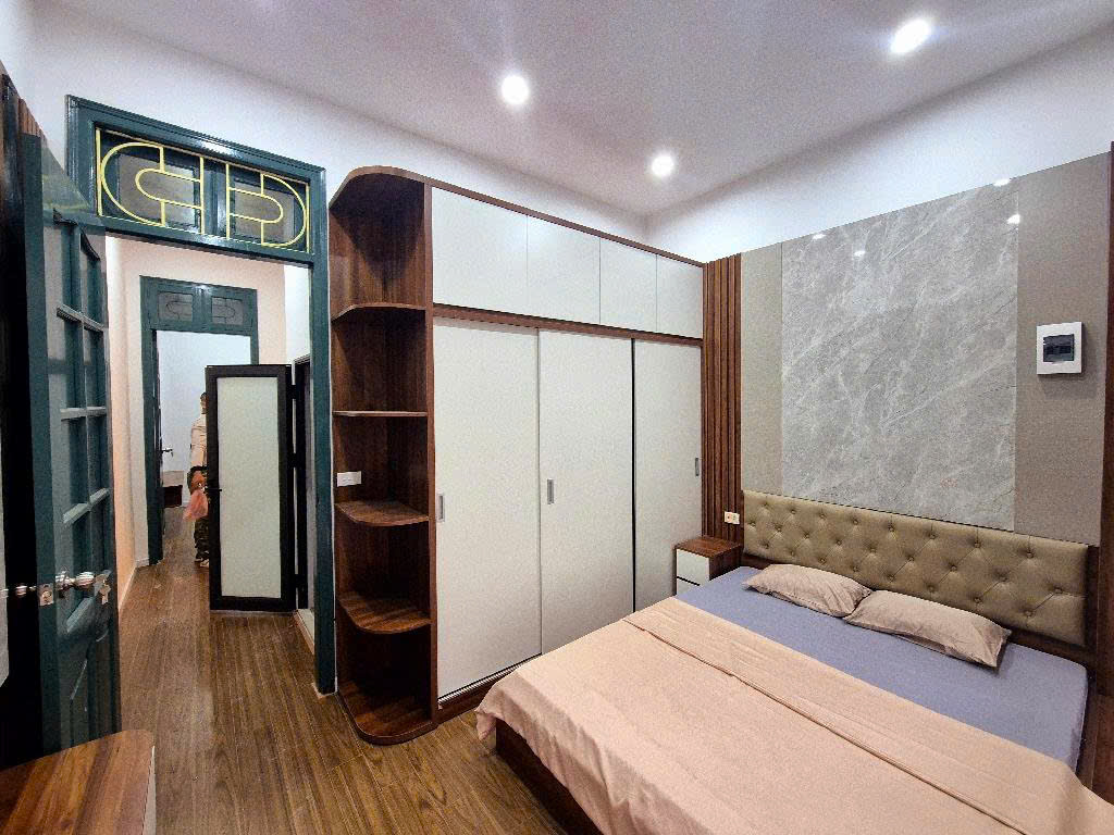 Bán nhà Phố Thái Hà, Trung Tâm Đống Đa, Tiện Ích Bạt Ngàn, 35mx5T, Giá: 7.6 Tỷ, Lh: 0396935190.