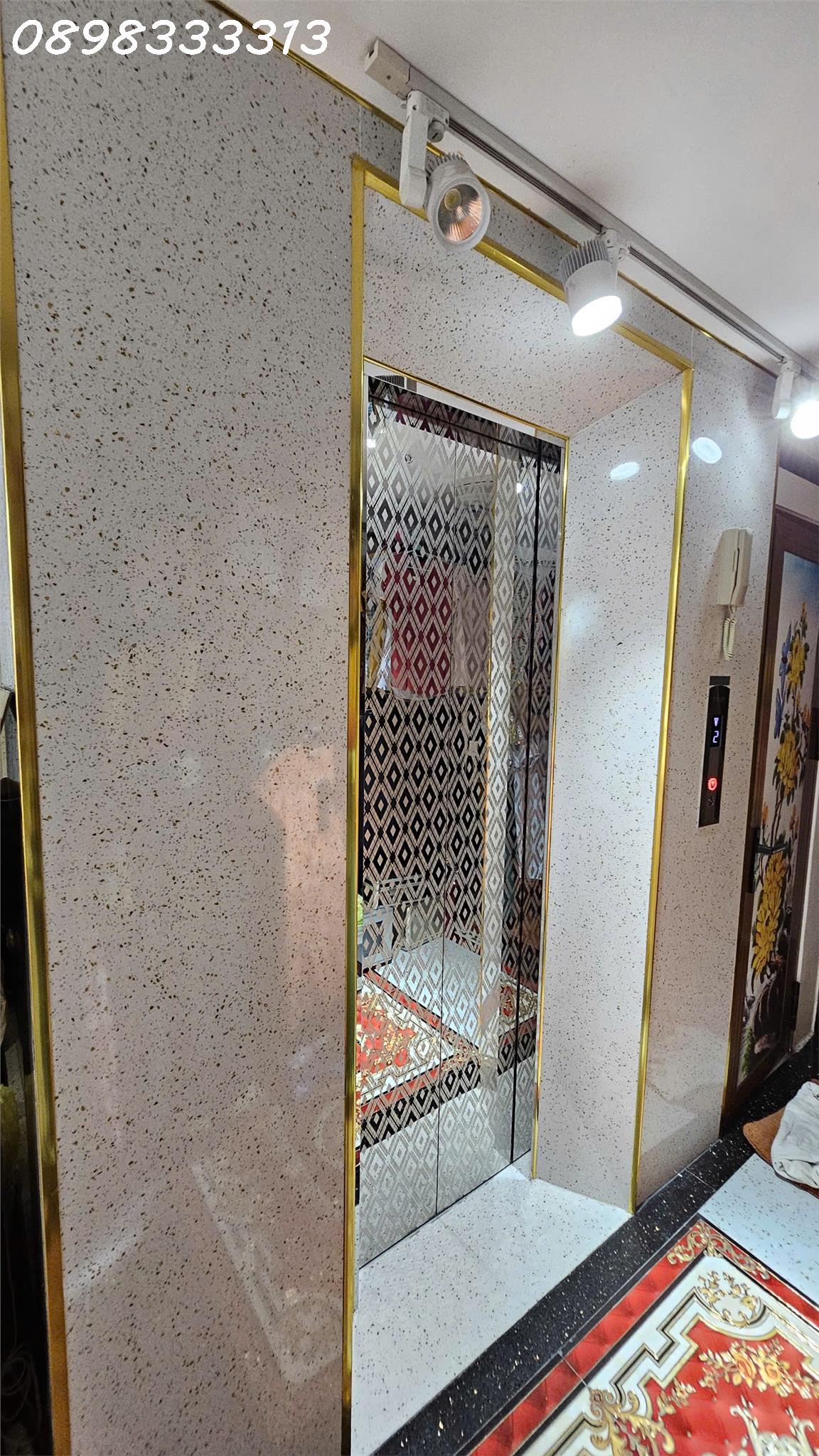 Mặt tiền 6 tầng Chợ Sỉ Áo Quần, 9 Tân Xuân, Phường 8, Quận Tân Bình, Giảm mạnh còn 23,5 tỷ,Có thang máy, nội