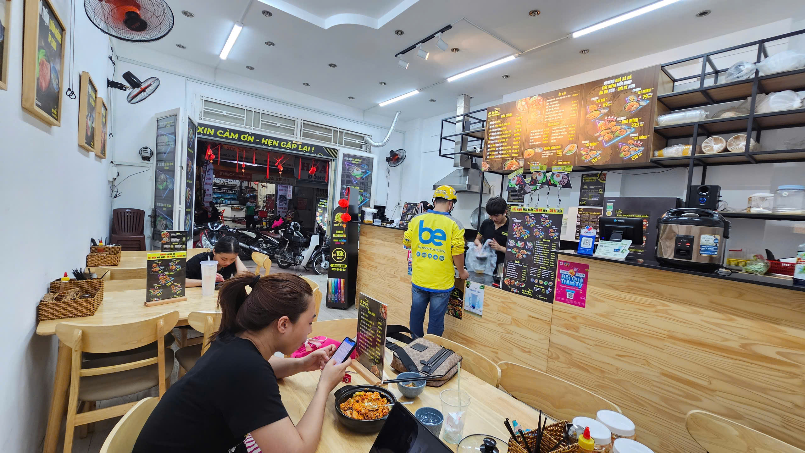 Sang quán Mì cay - Mì trộn Park Kim Thang Cộng Hòa KD ổn định