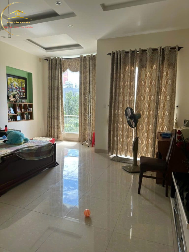 Bán nhà Mặt tiền 20 Yên Bái, P4, Thành Phố Vũng Tàu, 5.5×24, 181m2, 4 tầng chỉ 19,5 tỷ