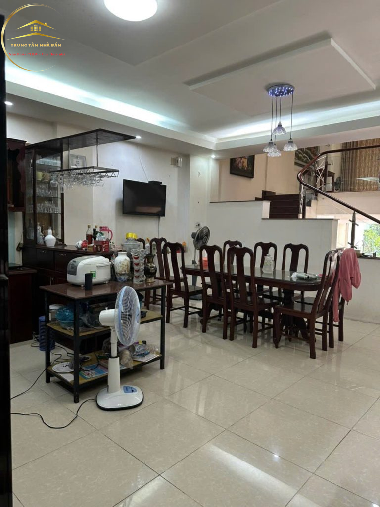 Bán nhà Mặt tiền 20 Yên Bái, P4, Thành Phố Vũng Tàu, 5.5×24, 181m2, 4 tầng chỉ 19,5 tỷ