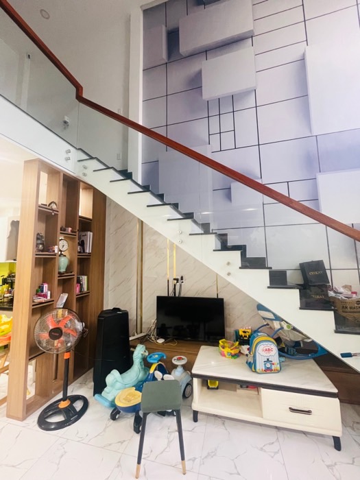 Bán nhà đẹp 2 tầng Lê Trọng Tấn, Aeon Tân Phú, 65m2 chỉ 80tr/m2