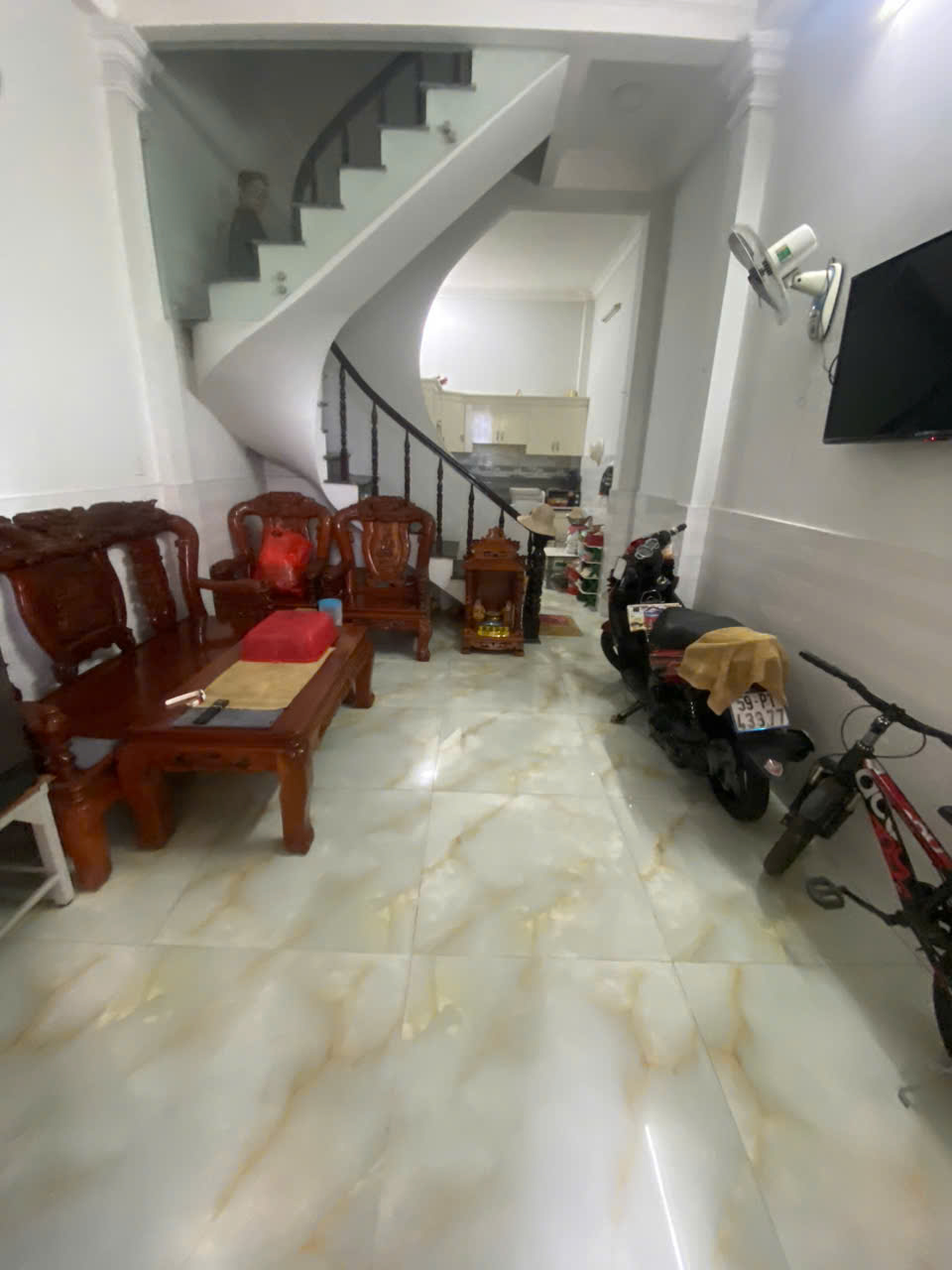 Bán nhà Mặt tiền nội bộ 10m, 118/90/67E Phan Huy Ích, 3 tầng Kiên Cố, chỉ 4 tỷ nhỉnh, P15, Tân Bình