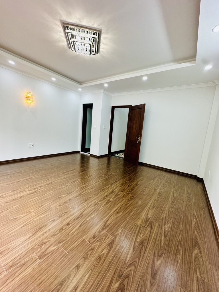 Phân lô Kim Đồng - Hoàng Mai - Ô tô tránh, mới koong, thang máy kd bấp chấp