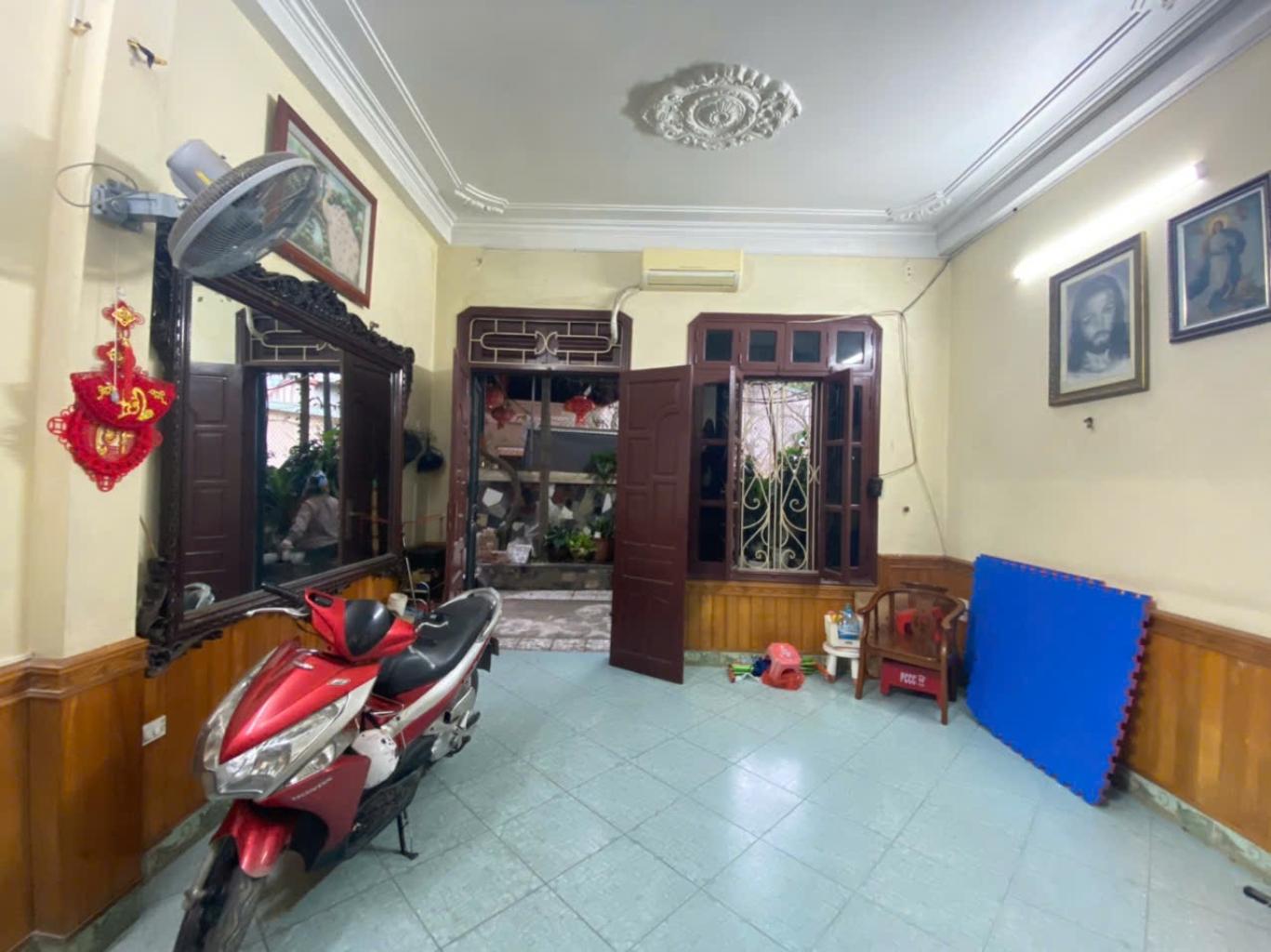 Bán đất, tặng nhà Giải Phóng, giá rẻ như cho 50m2 chỉ 7,450 tỷ, nhanh còn kịp