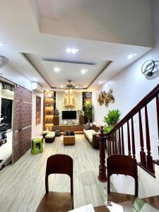 Bán nhà siêu hiếm Khâm Thiên, ngõ 3 gác, vài bước ra phố, an sinh đỉnh cao