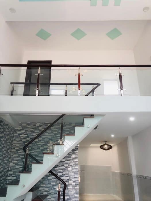 NHÀ HẺM XE HƠI-HIỆP BÌNH CHÁNH THỦ ĐỨC